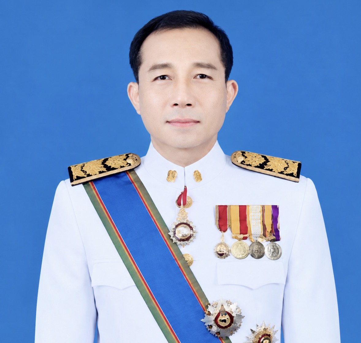 นายวิพนธ์ จิตรจักร์