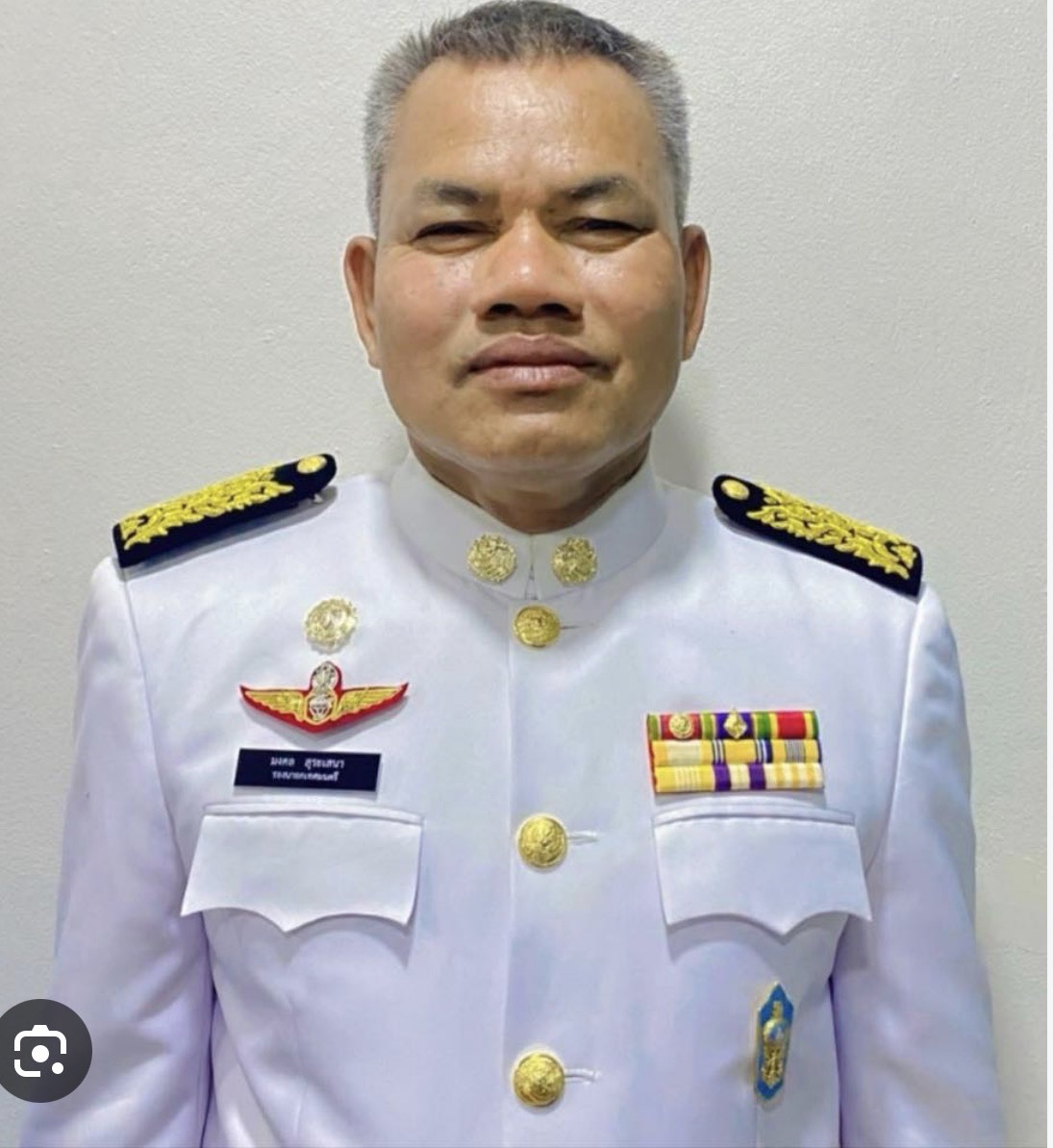 นายมงคล สุระเสนา